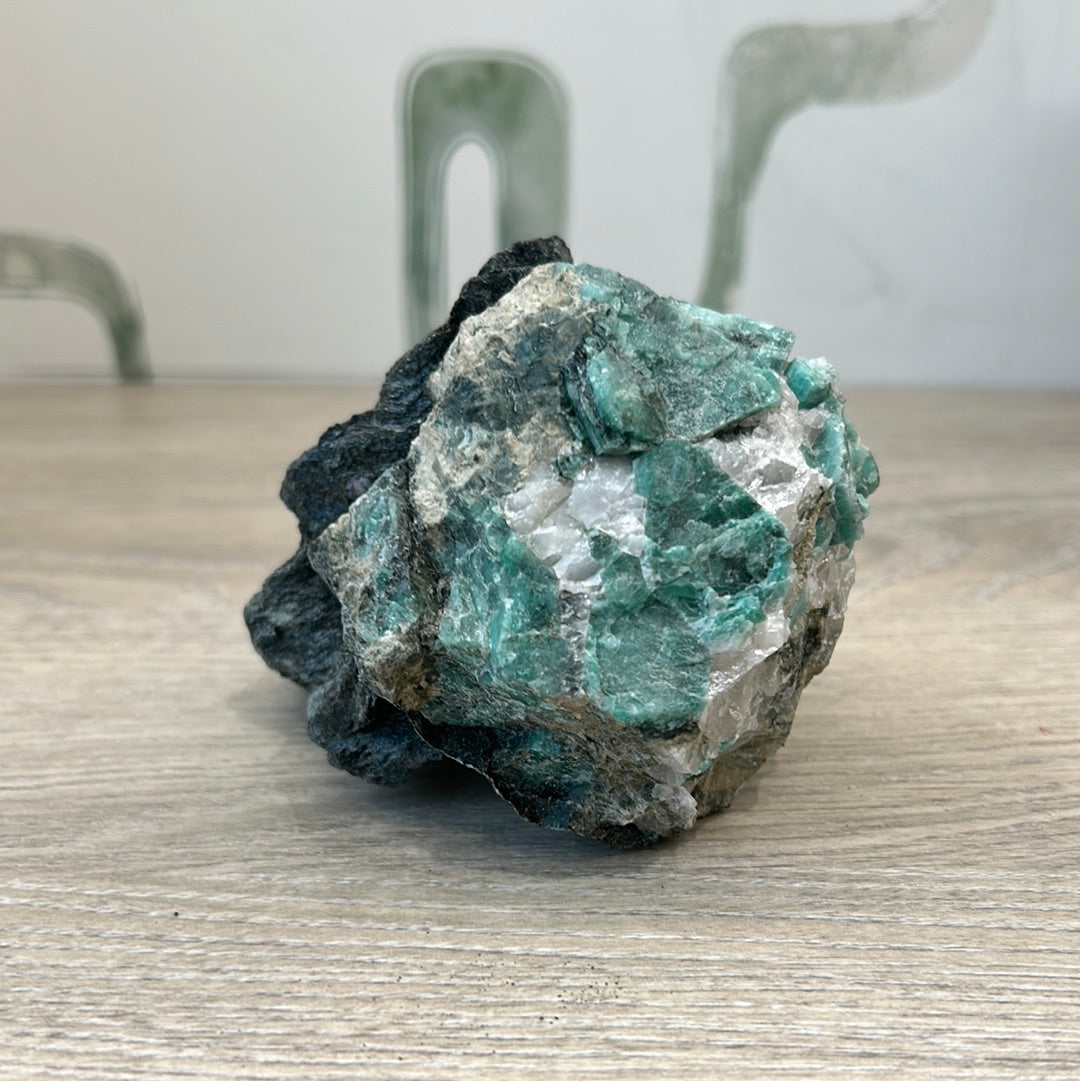 Emerald Raw Free Form 561g