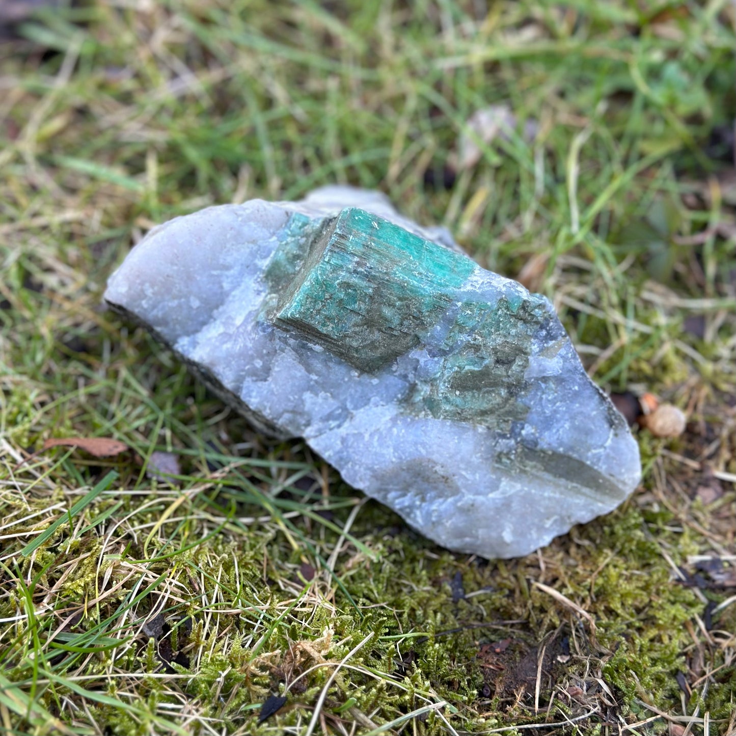 Emerald Raw Free Form 534g
