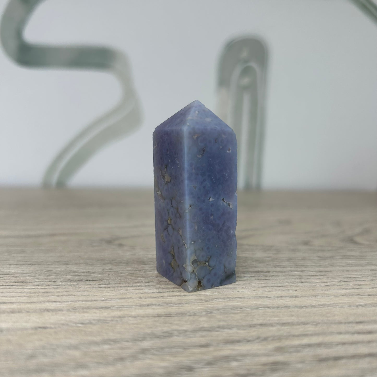 Grape Agate Tower, 41g, known for its healing properties, ideal for meditation and confidence-boosting practices.
