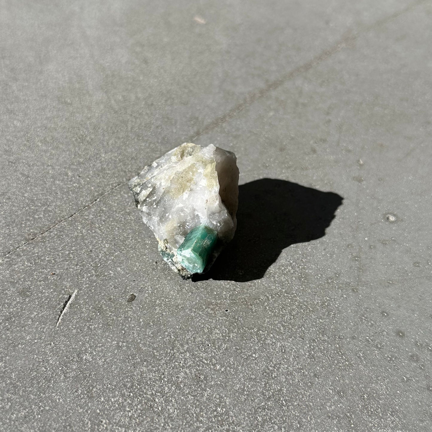 Emerald Raw Free Form 56g