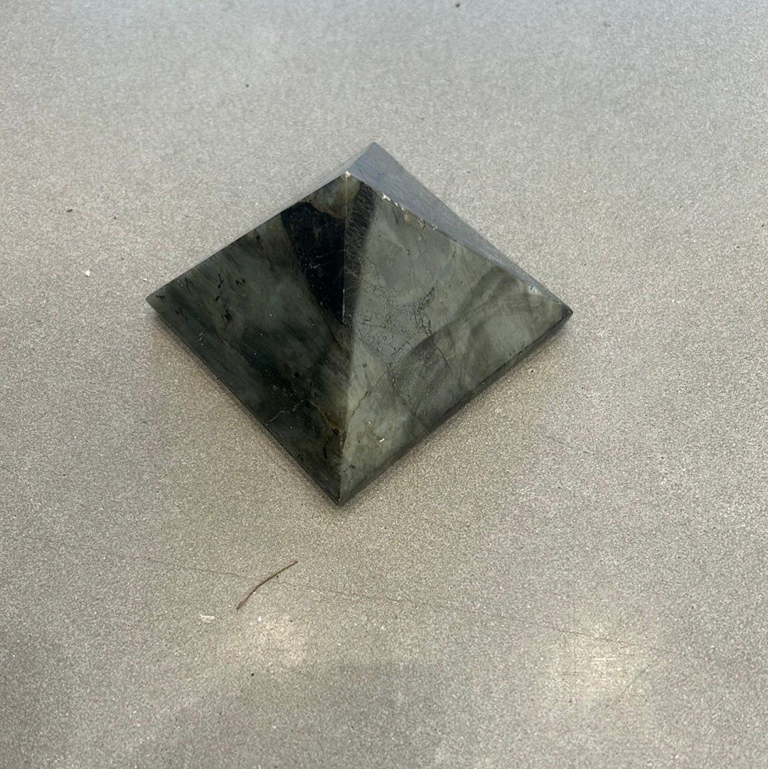 Labradorite Pyramid 841g