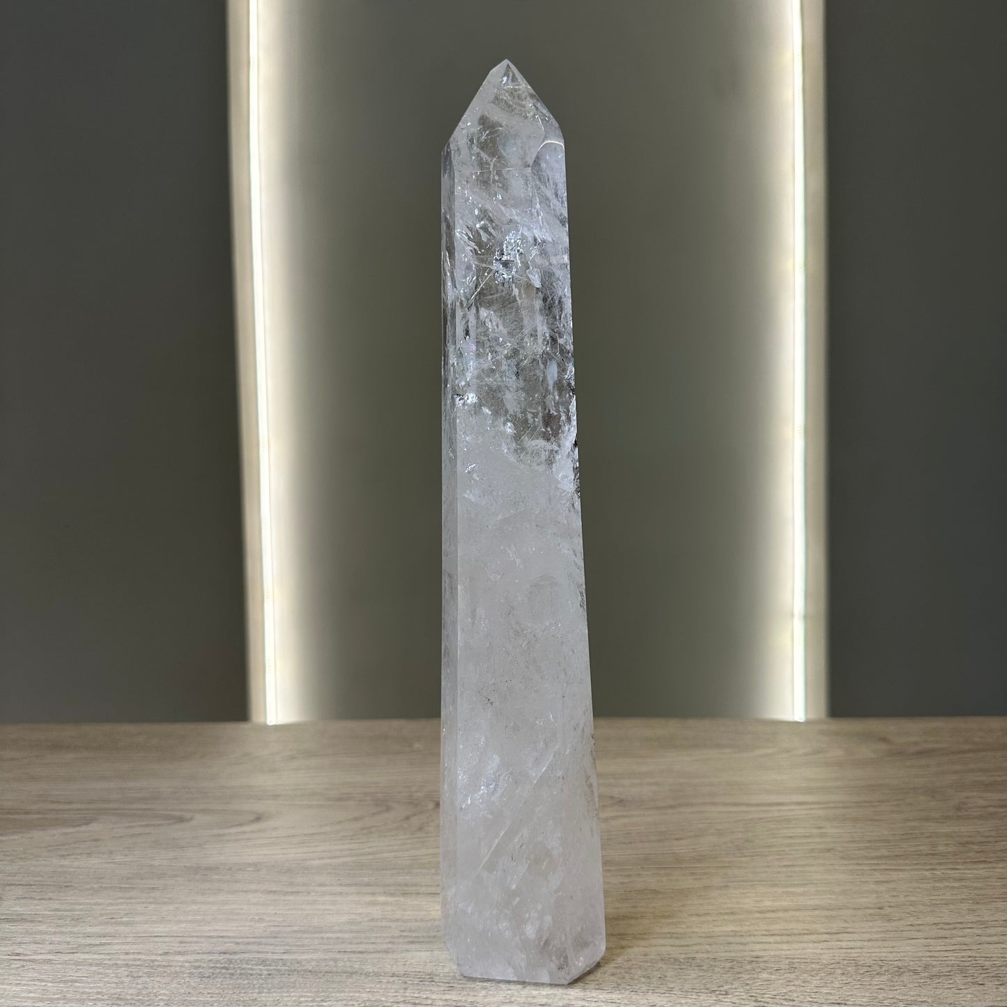 Clear Quartz Tower 1.6kg, a powerful energy amplifier for healing and balance in physical and spiritual realms.
