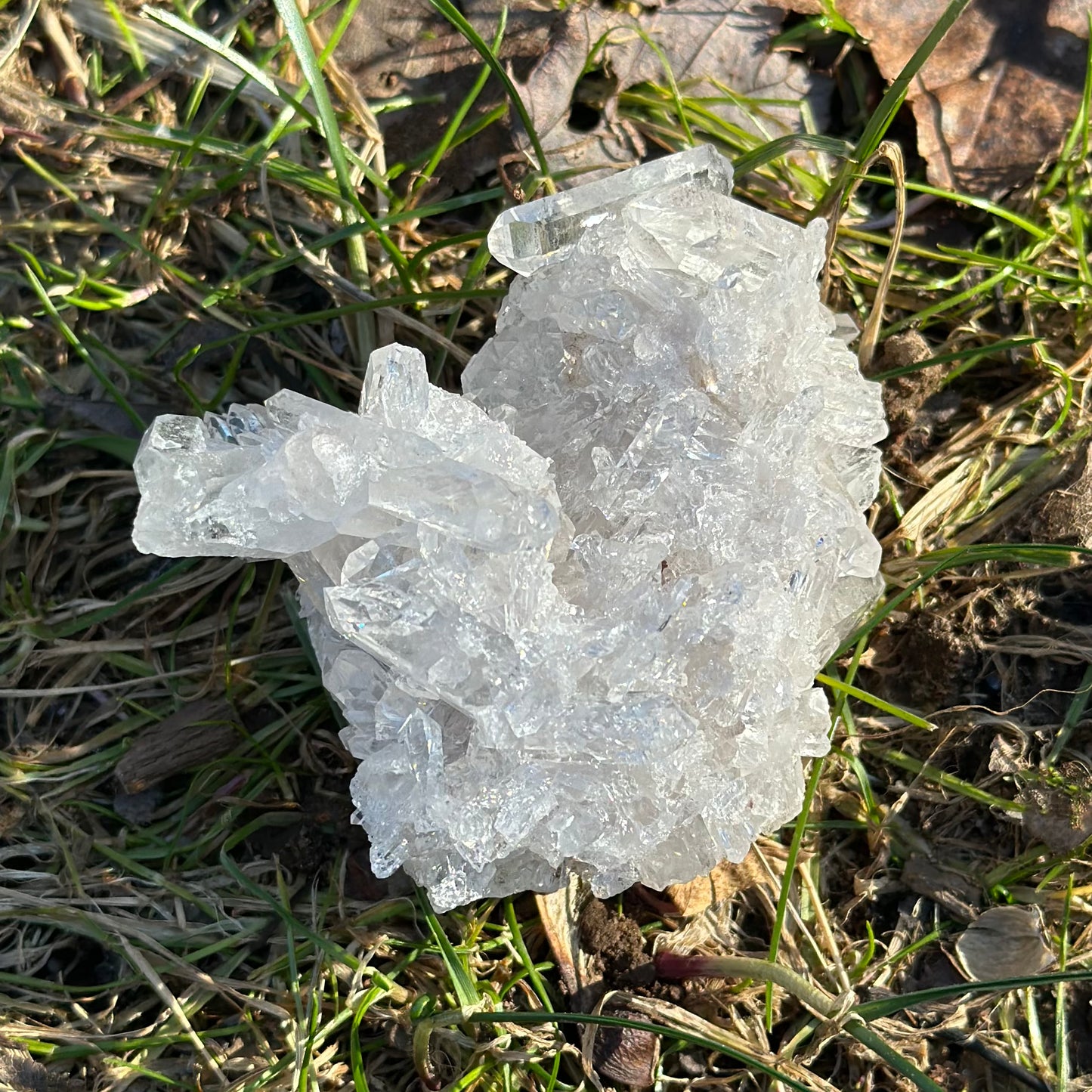 Clear Quartz Cluster 110g