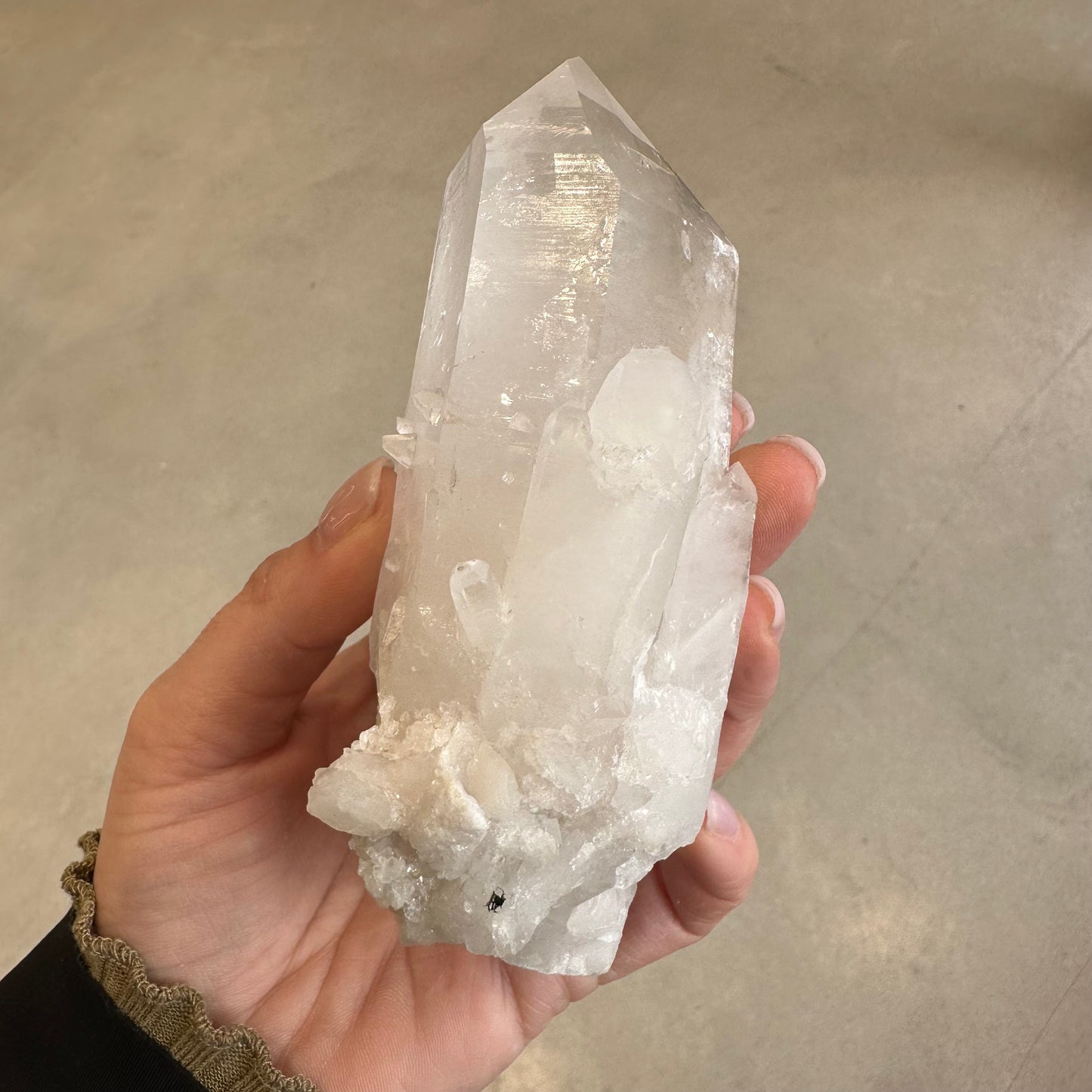 Clear Quartz Cluster Point 445g