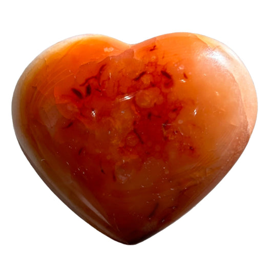 Carnelian heart stone, 155g, promotes vitality, creativity, and healing, ideal for positive life choices and overcoming challenges.