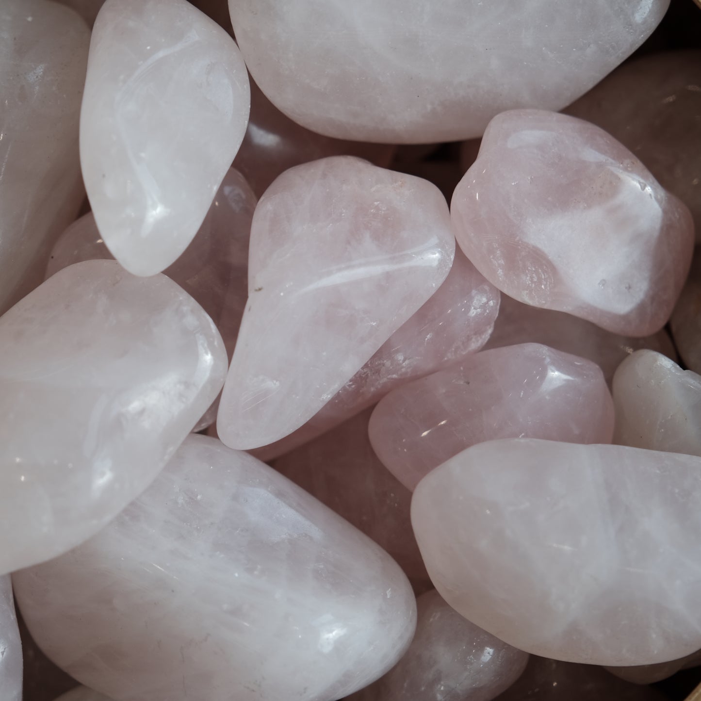 Rose Quartz Tumbled Stones 20-30MM for self-love and healing, enhancing circulatory health and emotional balance.