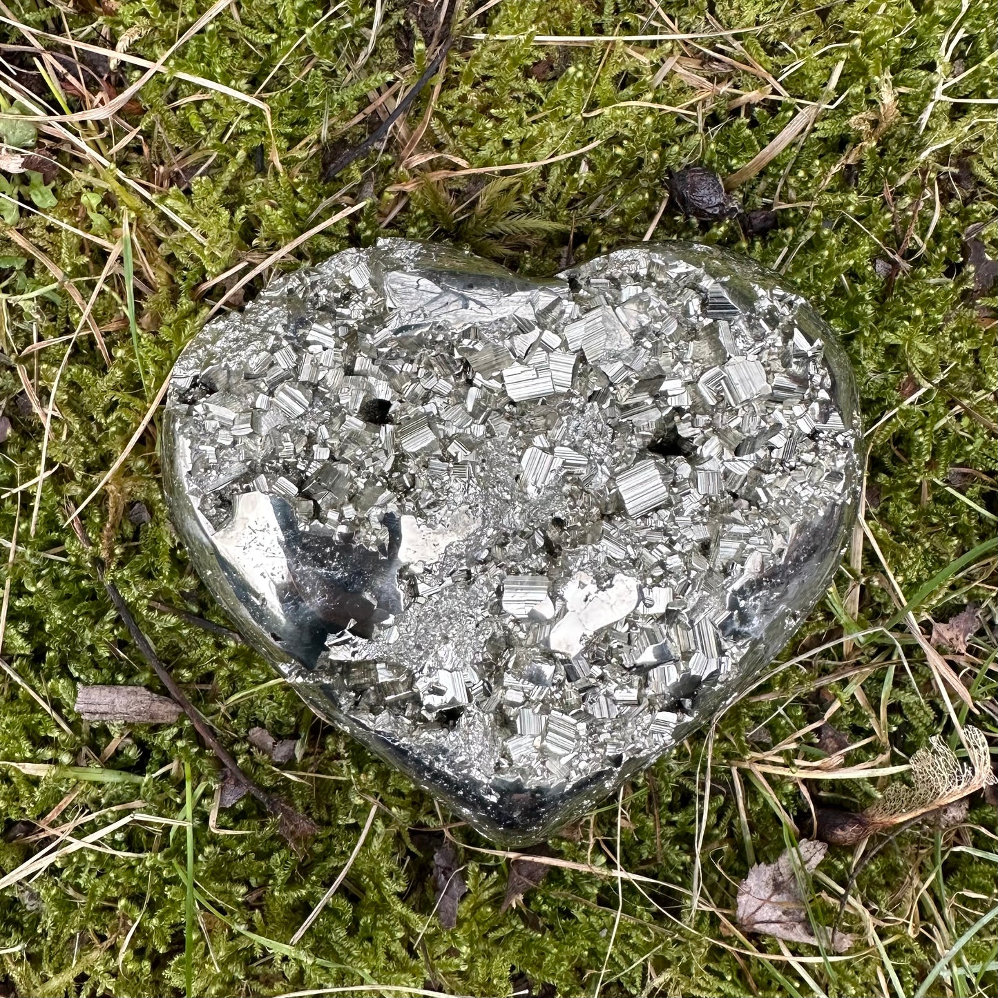 Pyrite Heart 399g