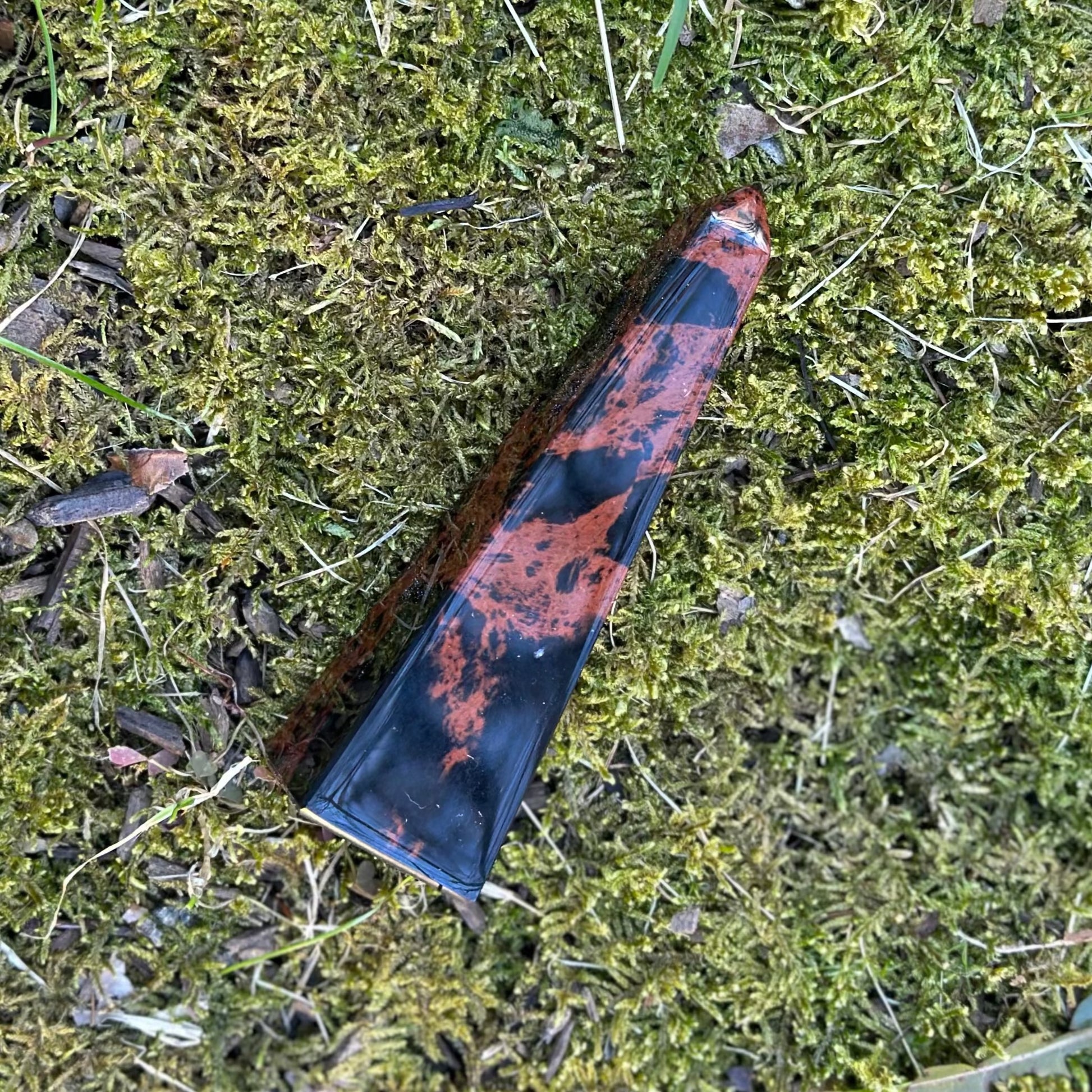 Mahogany Obsidian Obelisk