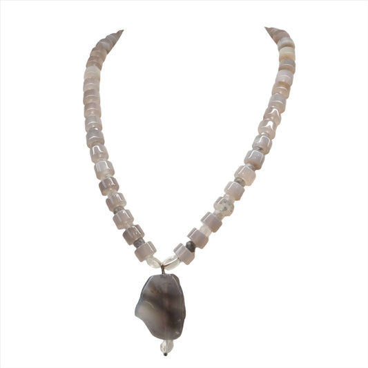 Elegant agate necklace featuring a smokey quartz drop pendant.