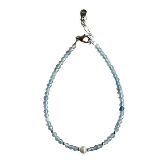 Aquamarine 2mm Faceted Stone Bead with 3-4 mm Fresh Water Pearl Bracelet