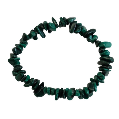 Malachite chip bracelet offering protection and promoting love with polished green stones.