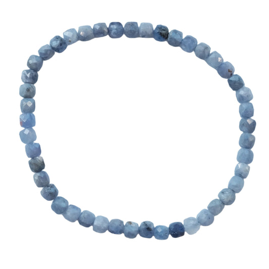 Elegant Tanzanite cube bracelet showcasing vibrant blue gemstones in a seamless circle design.