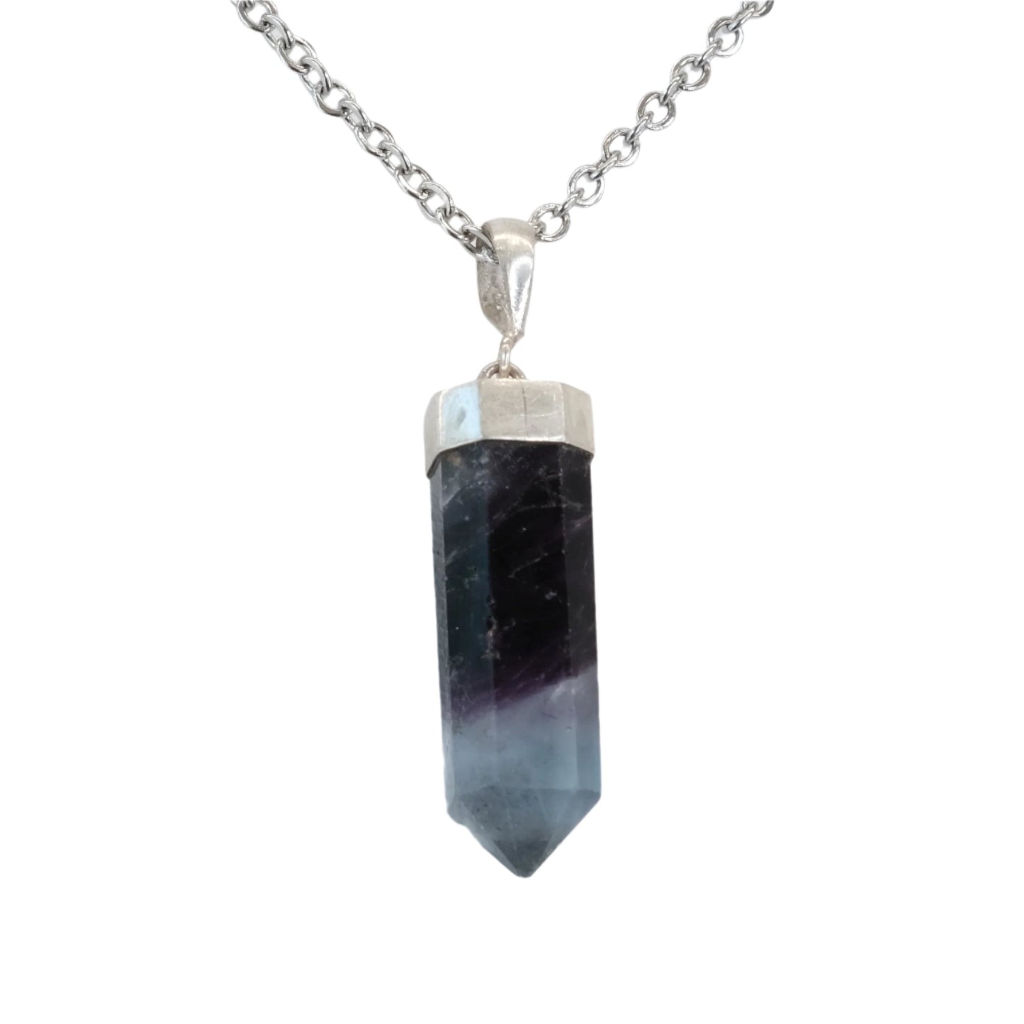 Fluorite silver point pendant necklace for aura stabilization and stress relief, enhances concentration and boosts immune system.