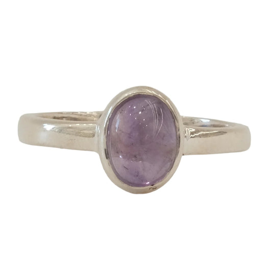 Amethyst oval sterling silver ring, size 8, known for stress relief and spiritual benefits.