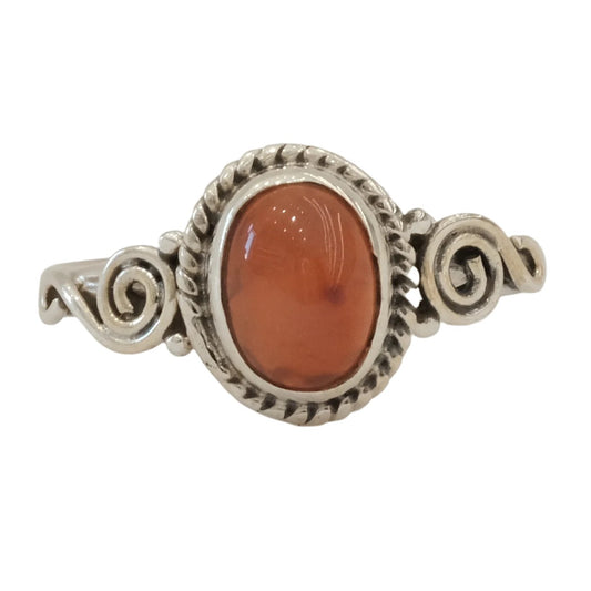 Carnelian sterling silver ring size 8 with intricate design, boosts motivation and creativity, promotes healing and vitality.